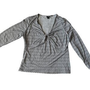 Knot Front Blouse in Black & White